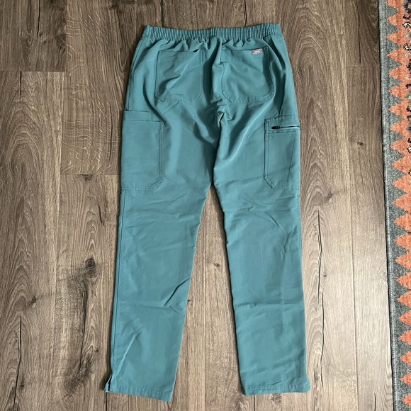 FIGS Yola Cactus Scrub Pant - Picture 3 of 4